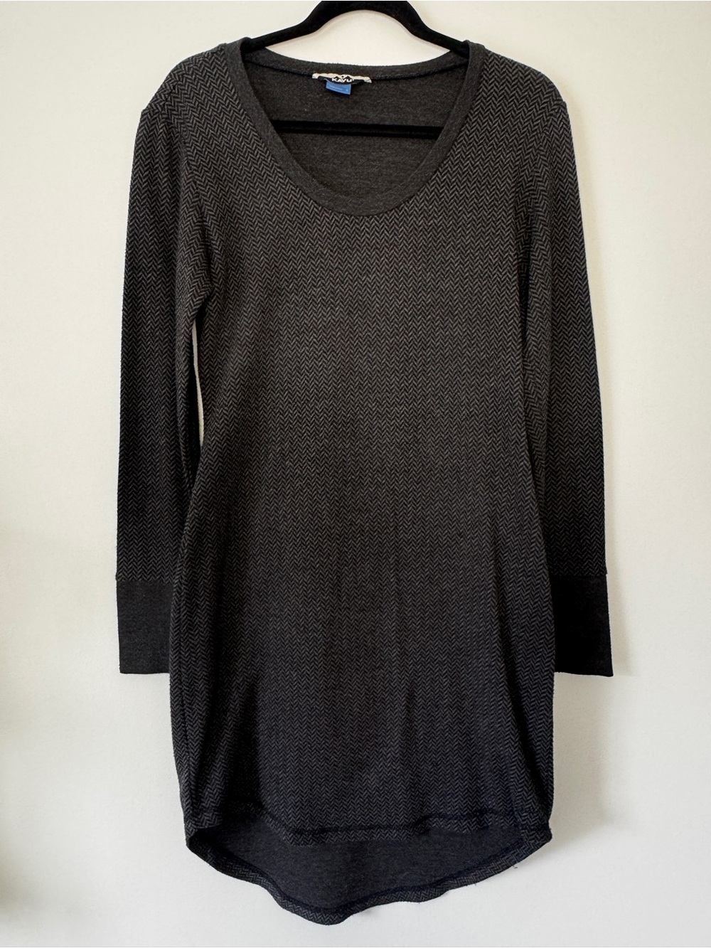 Kavu Sweater Knit Dress Long Line Shirt Gray Black Herringbone Full Sleeves Sz S
